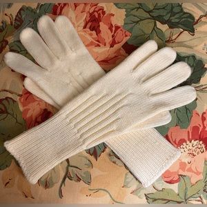 Aris winter classic ivory knit gloves